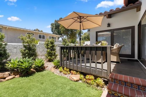 11407 Arroyo Ave, Santa Ana CA  92705-2403 exterior