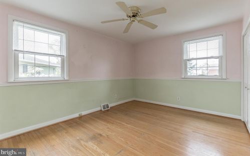 302 Crestwood Ave, Haddonfield NJ 08033-2917 exterior