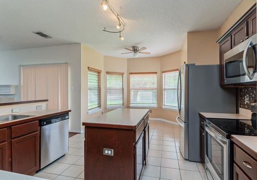 8113 Hulen Park Cir, Fort Worth TX  76123-1353 exterior