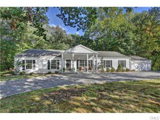 168 Spring Hill Rd, Fairfield, CT 06824-1949