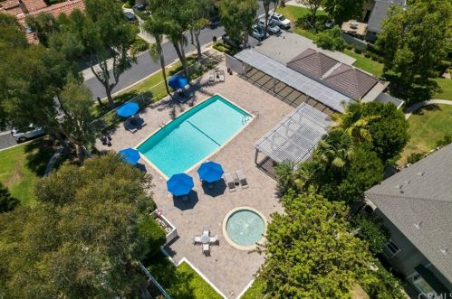11407 Arroyo Ave, Santa Ana CA  92705-2403 exterior