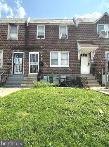 6731 Horrocks St, Philadelphia PA  19149-2211 exterior