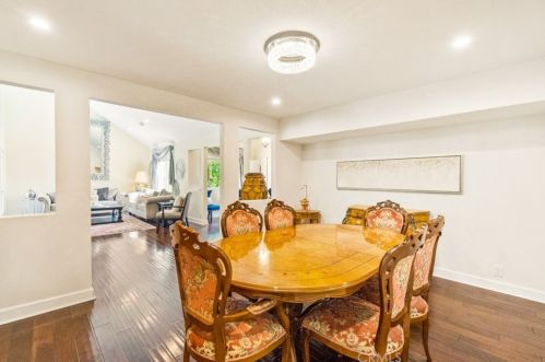 370 Yorkshire Cir, Anaheim CA 92808-1313 exterior