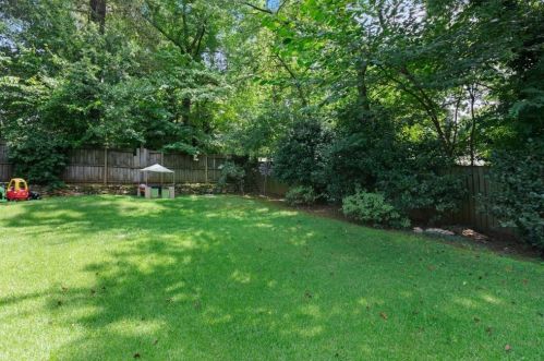 512 Hascall Rd, Atlanta GA  30309-2228 exterior