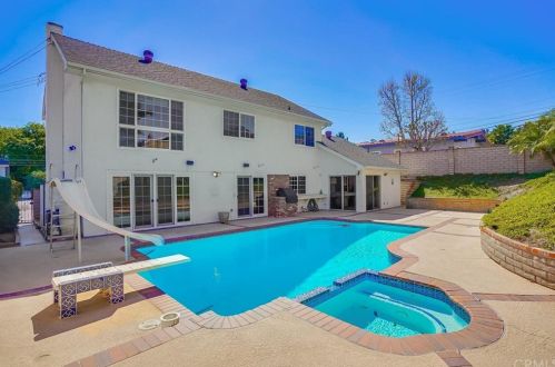 2065 Redondela Dr, Palos Verdes Estates, CA 90275-1035