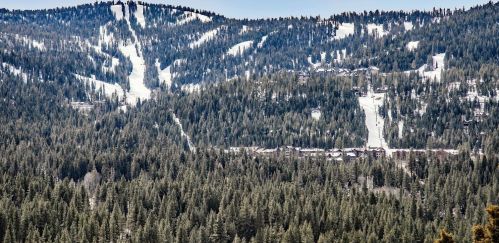 4001 Northstar Dr, Truckee CA  96161-4250 exterior