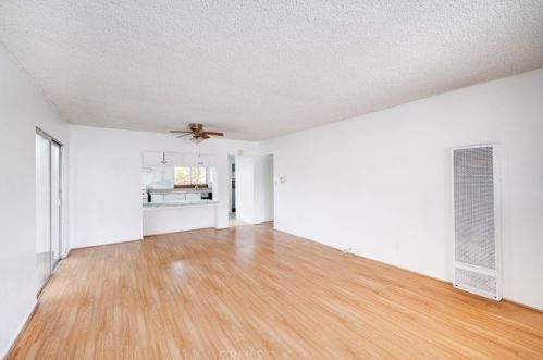 724 Acacia Ave, Glendale CA  91205-3006 exterior