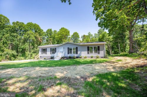 5806 Stubbs Bridge Rd, Mineral, VA 23117-9640