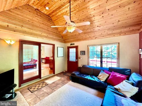 189 Lyle House Rd, Mathias WV  26812 exterior