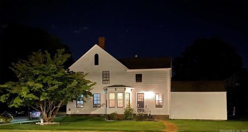 147 Main St, Hartford, CT 06106-1818