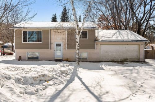 8552 239th Ln, Stacy, MN 55079-9394