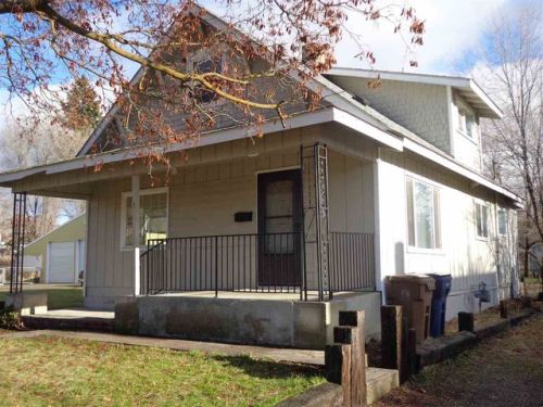 2918 Altamont St, Spokane WA  99207-5622 exterior