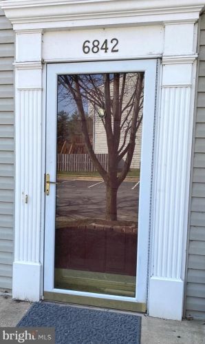 6842 General Lafayette Way, Gainesville, VA 20155-1428