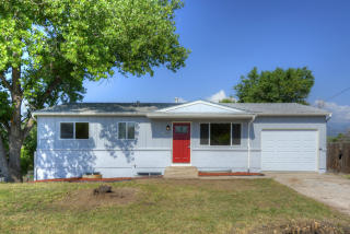 1398 Luna Dr, Fountain, CO 80817-1051