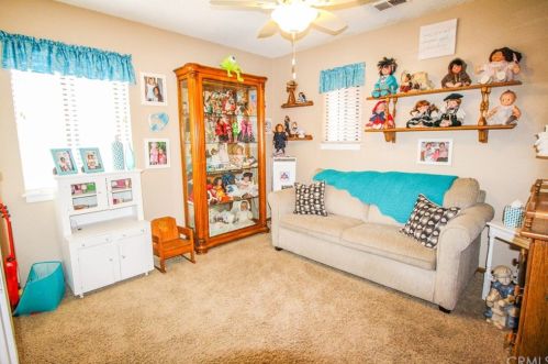 1621 Sumac Ln, Anaheim CA  92804-6653 exterior