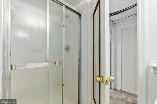 4 Locksley Ct, Silver Spring MD 20904-6321 exterior