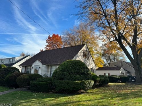36 Rossen Pl, Bloomfield, NJ 07003-5429
