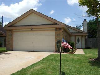 2007 Highland Hills Dr, Sugar Land TX  77478-4362 exterior