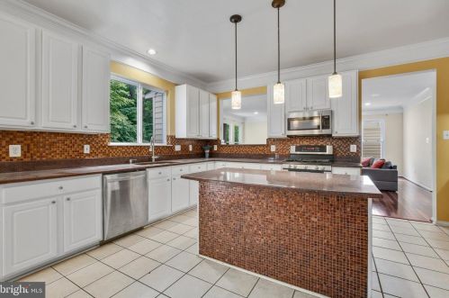 12529 Stratford Garden Dr, Silver Spring MD  20904-1557 exterior