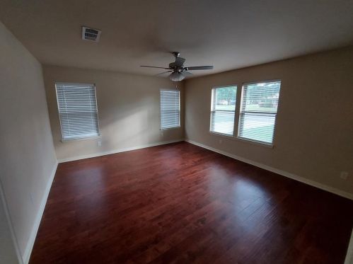 1705 Carverly Dr, Fort Worth TX  76112-7609 exterior