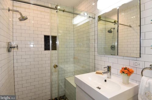 13712 Berkley Rd, Silver Spring MD 20904-6205 exterior