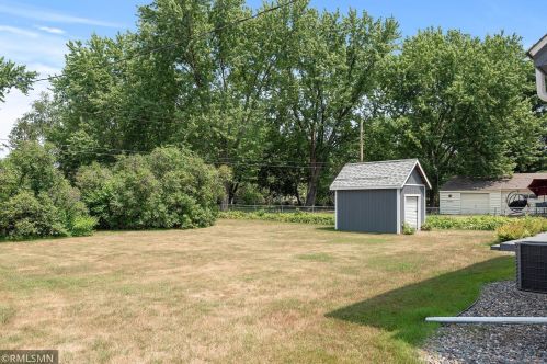 2083 Floral Dr, Saint Paul MN  55110-3849 exterior