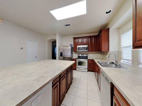 505 Presidio Dr, Rockwall TX  75087-2489 exterior