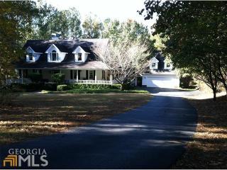 3190 Buck Branch Rd, Conyers, GA 30094-3937