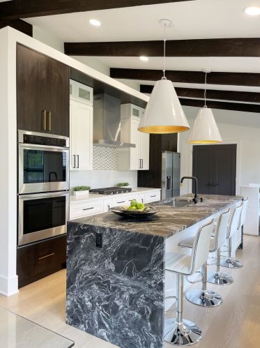 2675 Crestwood Ln, Bannockburn IL  60015-1904 exterior