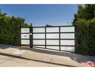 2330 Inverness Ave, Los Angeles CA  90027-1235 exterior