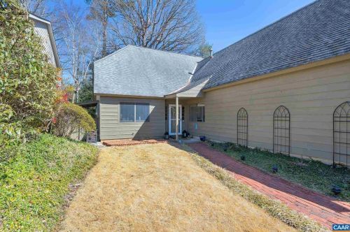 305 Lake Forest Ln, Charlottesville, VA 22901-9001