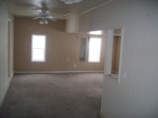 1510 Lynn St, Springfield MO  65802-1569 exterior