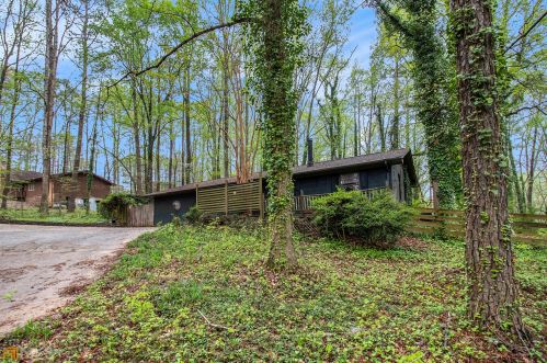 5115 Derrick Rd, Atlanta GA  30349-1614 exterior