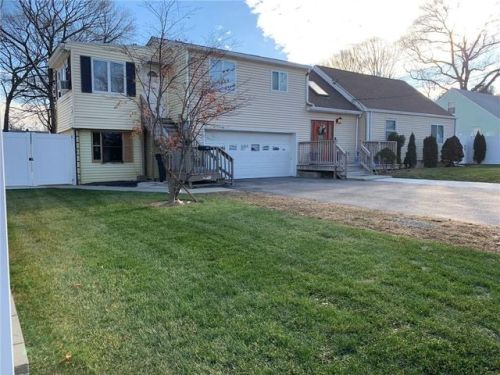 130 Byron Blvd, Warwick, RI 02888-1839