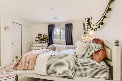 7178 Magnolia Cir, Englewood CO exterior