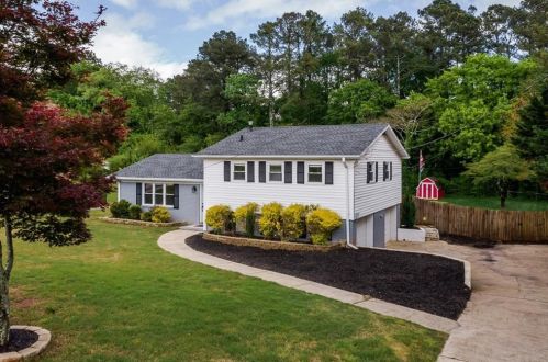 3170 Tina Ln, Marietta, GA 30066-4312