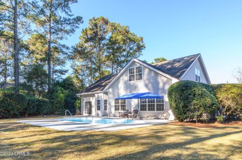 1 Stauffer Ct, Bluffton, SC 29910-6634