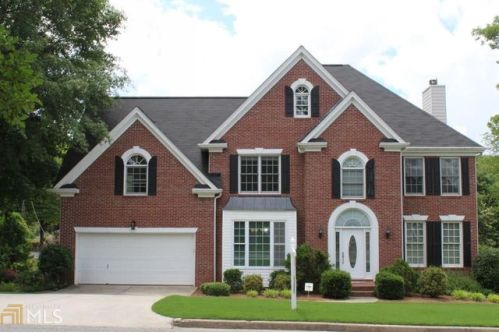 1357 Sylvan Park Dr, Gainesville, GA 30501-1962