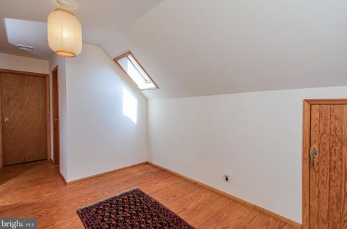 151 Snowden Ln, Princeton NJ 08540-3917 exterior