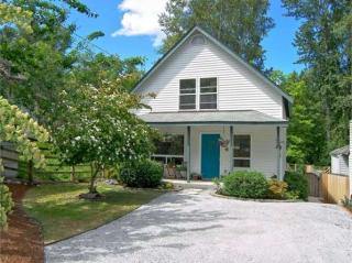 1429 St Paul St, Bellingham, WA 98229-5306