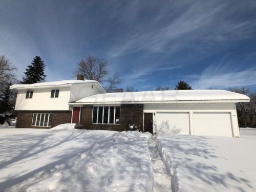 124 1st Ave, Saint Thomas, ND 58276-4025
