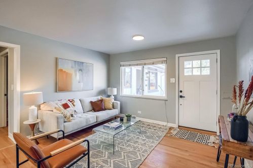 2826 Jackson St, Denver, CO 80205-5052