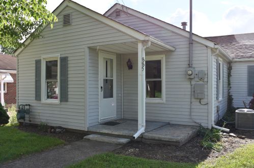 885 Alta Rd, Springfield, OH 45503-5001