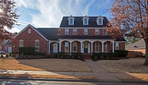 1712 Saddlebrook Ln, Rogers, AR 72758-8400