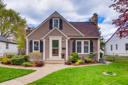 249 Bernard St, Saint Paul MN  55118-1552 exterior