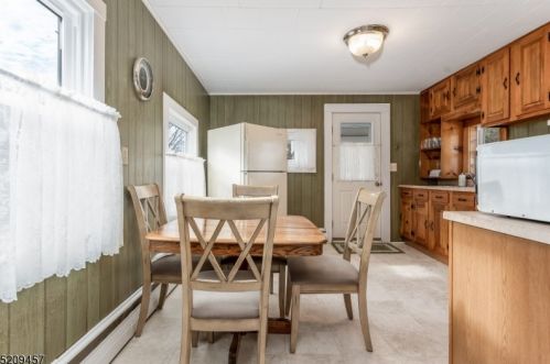 102 Vail St, Hackettstown NJ 07840-1220 exterior