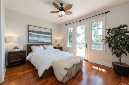 37 Blue Smt, Irvine CA  92603-0168 exterior