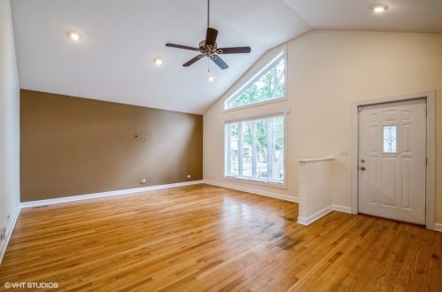 2652 Mont Clare Ave, Chicago, IL 60707