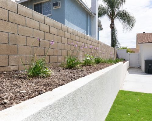 2363 Robinhood Pl, Orange CA  92867-1850 exterior