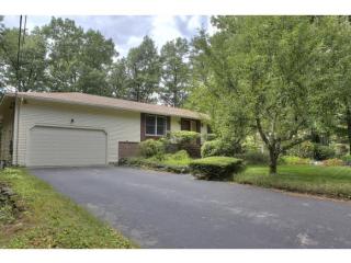 119 Lille Rd, Nashua, NH 03062-2439